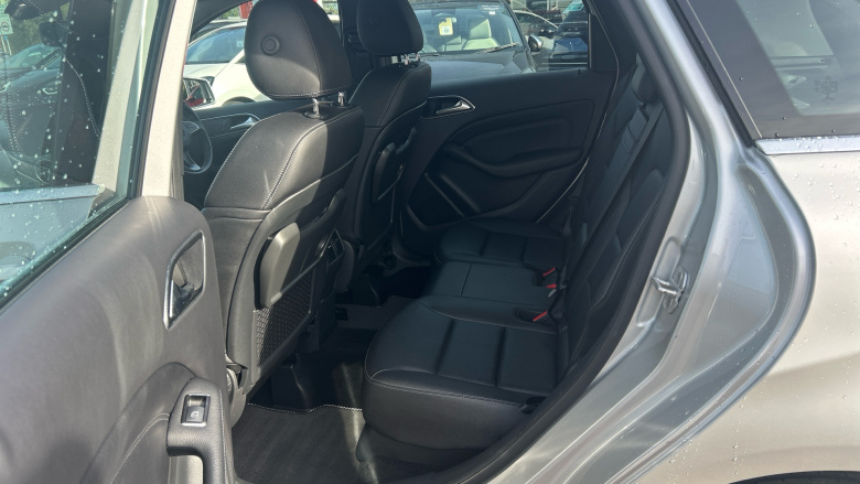 Mercedes-Benz B-Class B180d Sport Executive 5dr Diesel Hatchback